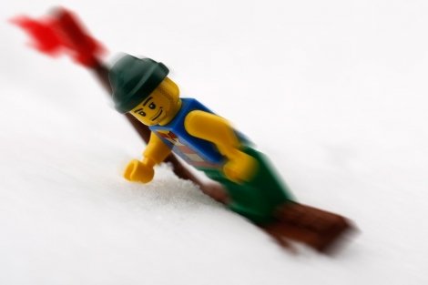 lego-snowboarder