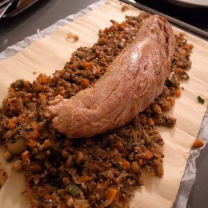 Gut behütet zwischen der Pampe und sicher eingekuschelt im Blätterteig Gut behütet zwischen der Pampe und sicher eingekuschelt im Blätterteig