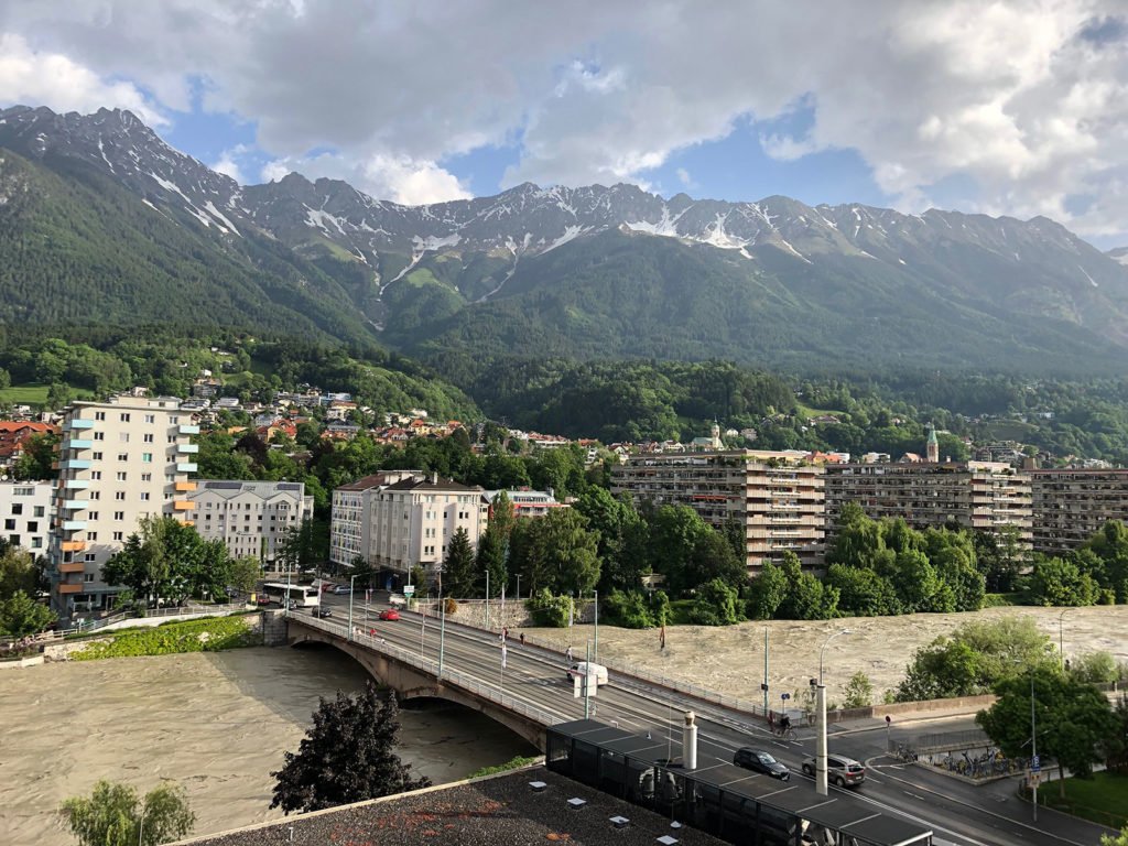 Der Inn mit 6 Meter Pegelstand - entspricht 30-jährigem Hochwasser
