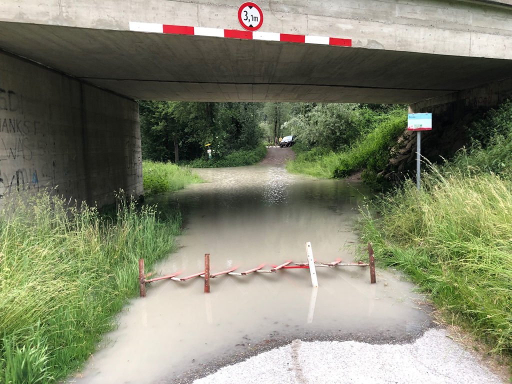 Hochwasser in der Unterführung Gaisau Inzing